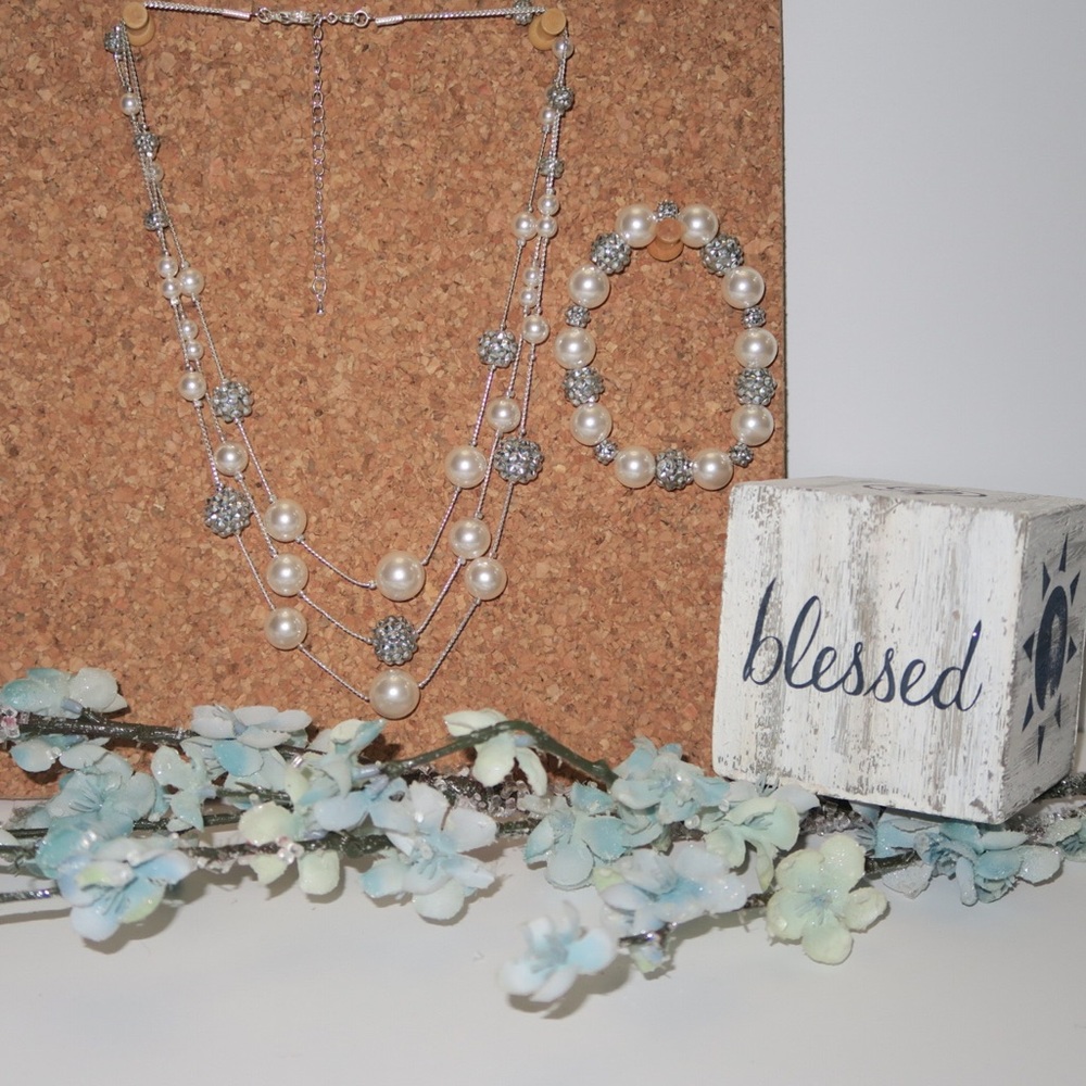 Matching necklace and bracelet